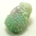 翡翠ペンダントトップ（葡萄＆ひきゅう）（動画あり）