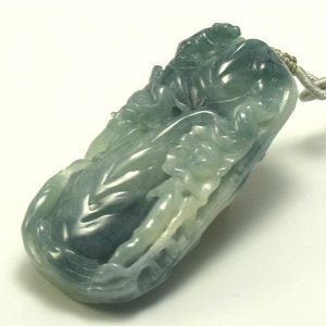 画像: 翡翠手把件（握り石）