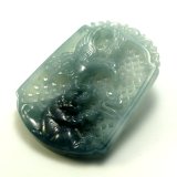 画像: 翡翠ペンダントトップ（鷹＆熊）