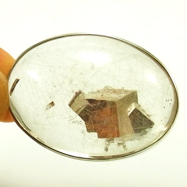 画像: 天然水晶（ルチル・鉱物入り）