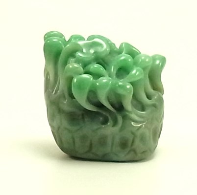 ミャンマー産天然翡翠彫刻 品＆ アクセサリー専門店 吉峰堂